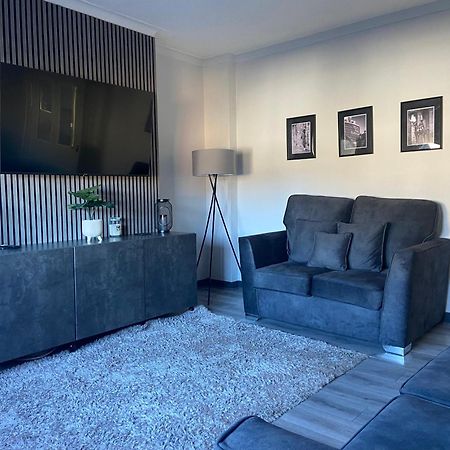 Glasgow Apartment Close To The Airport Renfrew Eksteriør bilde