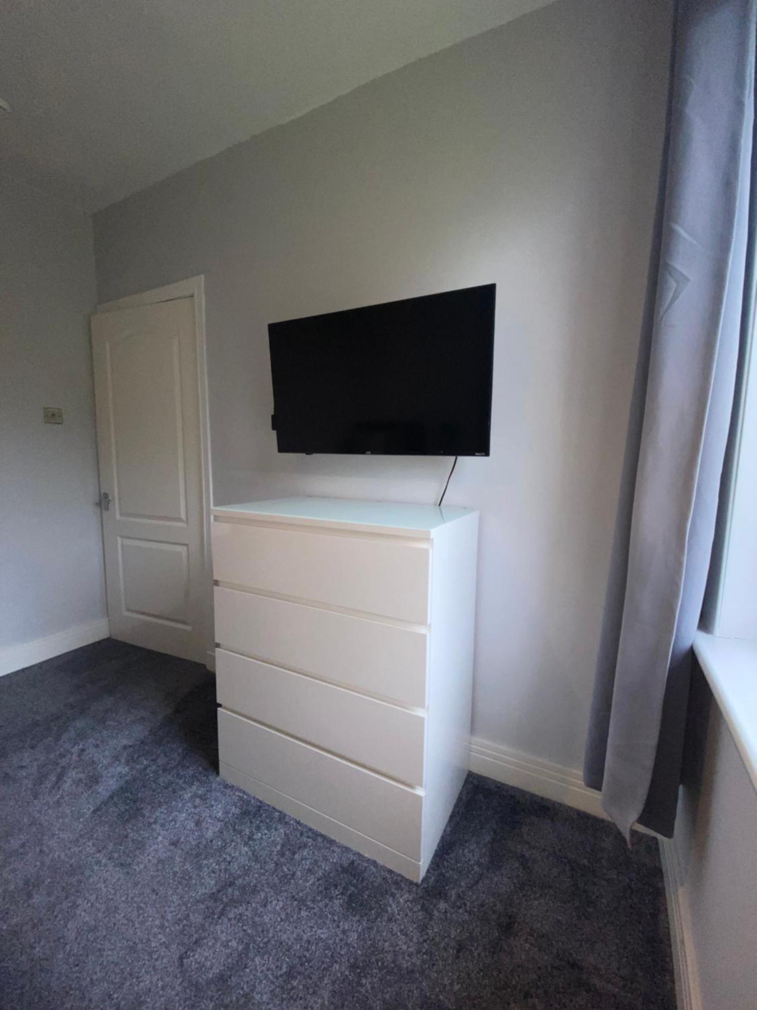 Glasgow Apartment Close To The Airport Renfrew Eksteriør bilde