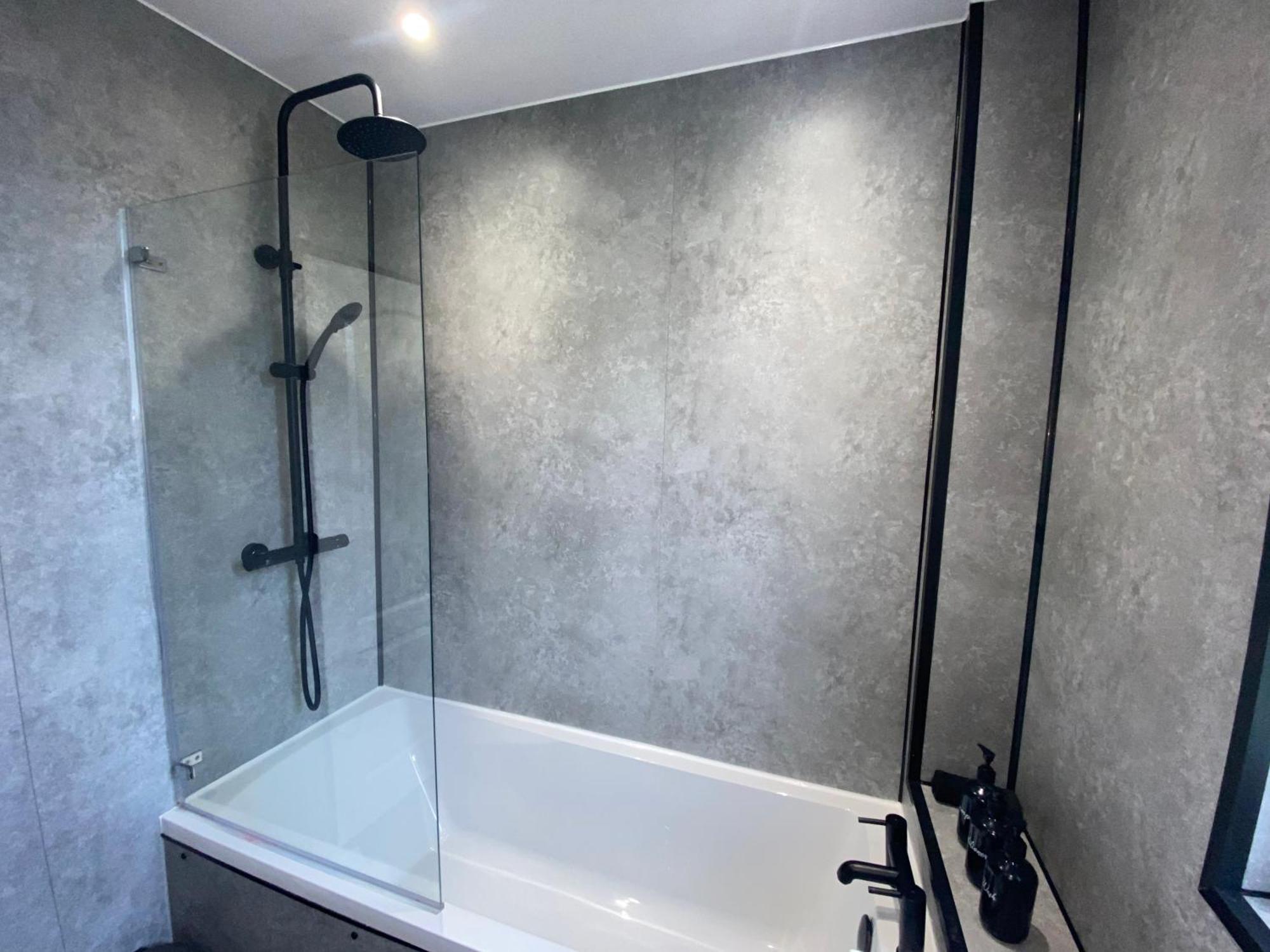 Glasgow Apartment Close To The Airport Renfrew Eksteriør bilde